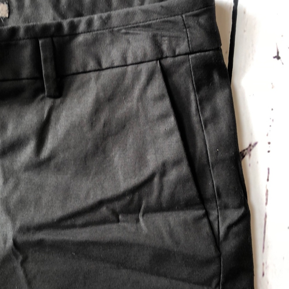 Zara Basic Black Cuff Tailored Short Size Large - image 5